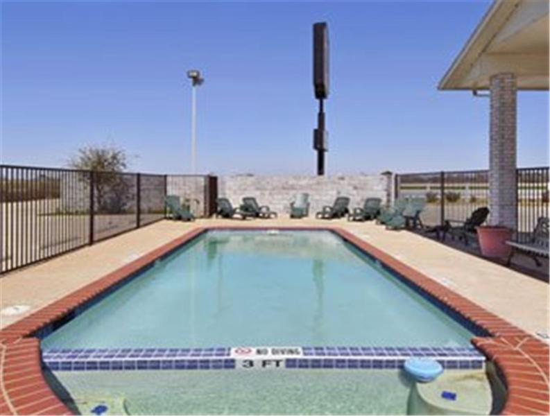 Summit Motel
